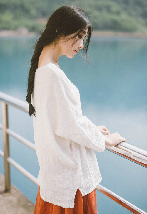 中国男篮热身赛告捷 年轻阵容表现亮眼,中国男篮热身赛赛程表播出时间