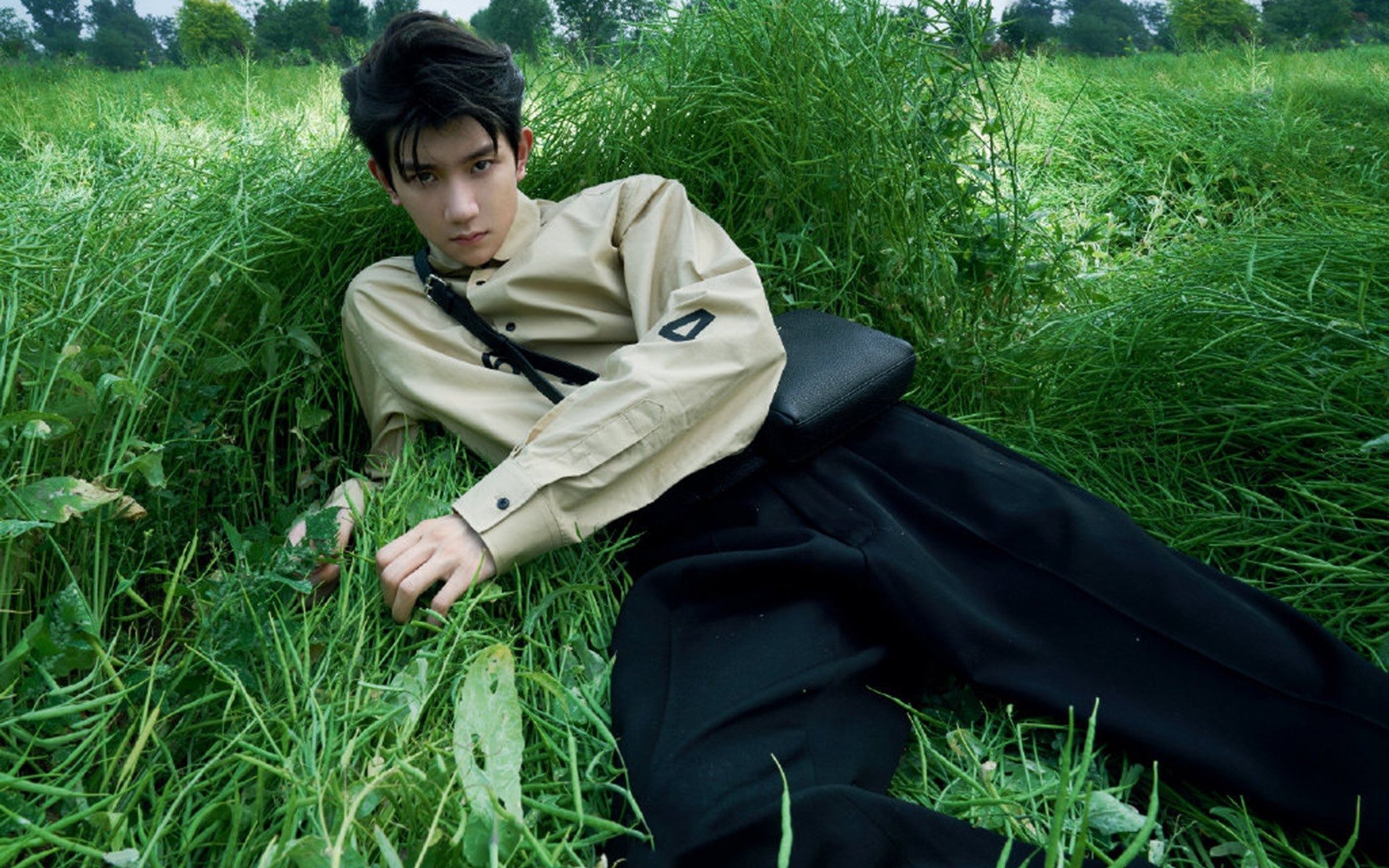 五大联赛不同阵型下球员跑位与空间感利用差异,五大联赛跑动距离统计