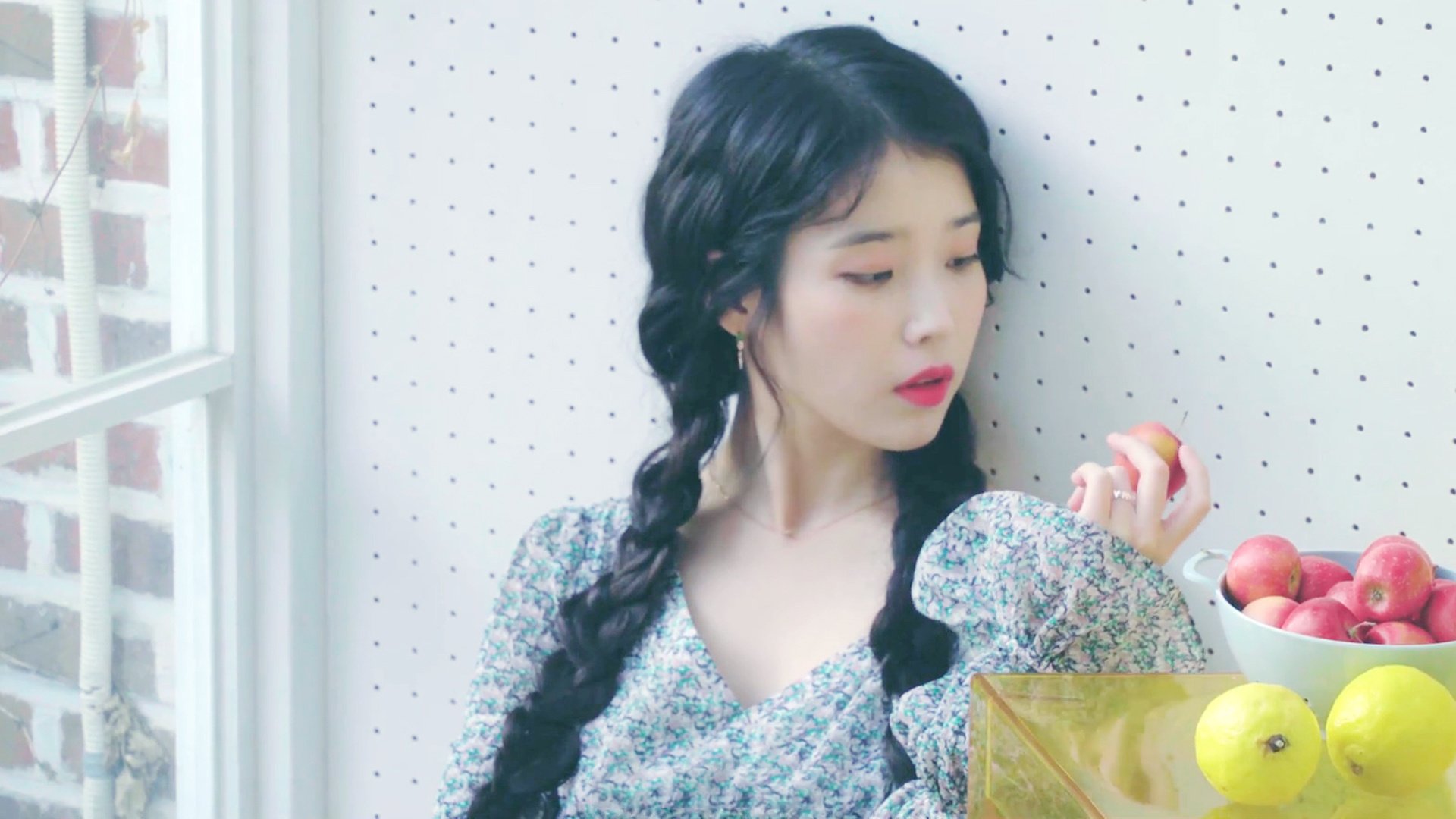 开云体育在线入口-中学篮球队配备战术指导员提升临场反应能力，中学篮球队的战术训练应以什么为主